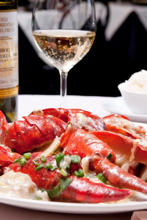 Lobster Cantonese Recipe, 2009 Nostalgia, New York Times Recipes, Cantonese Recipes, Cooking Lobster, Cultural Recipes, Fish Dinners, Heritage Recipes, Spiny Lobster