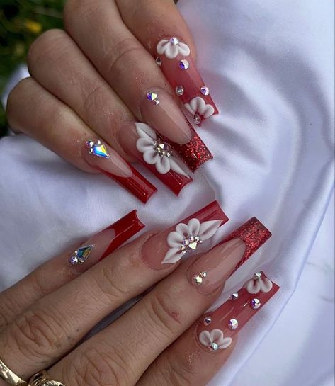 Red Nails For Quinceanera Medium, Christmas Nails 3d Flowers, Red Medium Nails Acrylic, Red Acrylic Nail Designs Ideas, Red Acrylic Nails Coffin Designs, Nails Acrylic Designs Red, Latina Acrylic Nails Red, Soft Nails Acrylic, Red Birthday Nail Designs