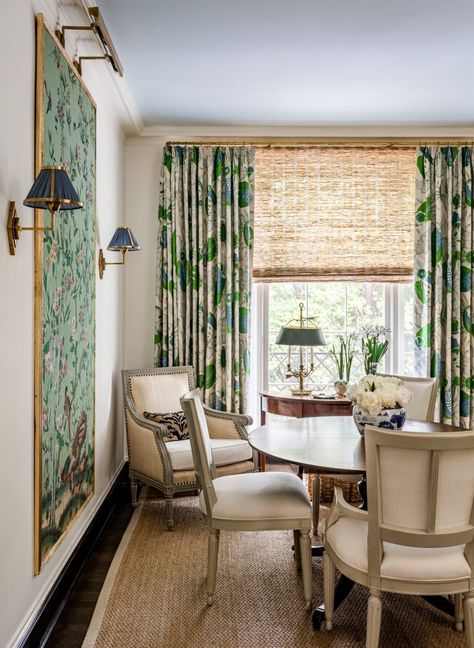 A Historic Atlanta Pied-à-Terre by Mallory Mathison Glenn & C. Brandon Ingram - The Glam Pad Floral Dining Room, Glam Pad, Brandon Ingram, Calming Spaces, Historic Home, House Numbers, Breakfast Room, Home Tour, Interior Design Trends