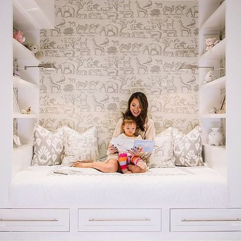 One Room Challenge: Week 3 | The Makings of a Book Nook - Chris Loves Julia Built In Daybed, Reading Nook Kids, Bed Nook, Table Ronde, Big Girl Rooms, Decoration Inspiration, Childrens Bedrooms, Reading Nook, New Room