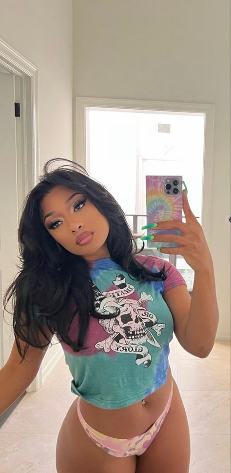 Megan Thee Stallion, Self Portrait Poses, Female Rappers, Cute Comfy Outfits, Pretty Selfies, Baddie Outfits, Body Goals, Pretty People, Black Women