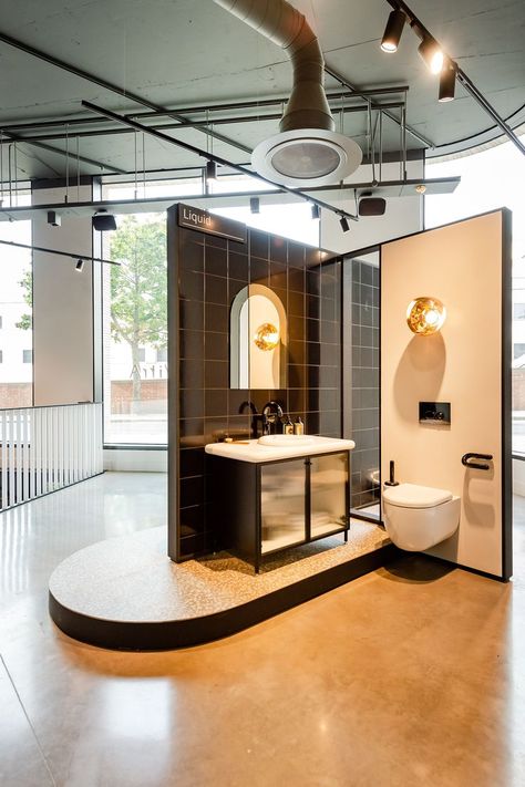 Marble Showroom Design, Sanitaryware Showroom Design, Sanitary Ware Showroom Design, Sanitary Showroom Interiors, Tile Showroom Interior Design Ideas, Showroom Interior Design Concept Stores, Vitra Showroom, Kohler Showroom, Retail Bathroom