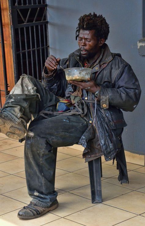 Homeless Outfit, Homeless Fashion, Homeless Clothes, Homeless Aesthetic, Poor Aesthetic, Poor Clothes, Mr Burns, Africa Photography, Armor Clothing