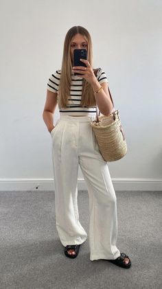 Cream Pants Outfit Spring, How To Style Cream Pants For Women, White Effortless Pants Outfit, Cream Pants Outfit Summer, Cream Pants Outfit Women, Cream Pant Outfit, Aritzia Effortless Pant Outfit, Effortless Pants Aritzia Outfit, Cotton Pants Outfit