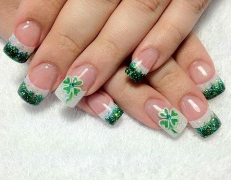 St. Patricks day St Patricks Nail Designs, Shamrock Nails, Irish Nails, Saint Patrick Nail, St Patricks Day Nails, Green Nail Art, Green Nail Designs, Green Tips, Nails Green