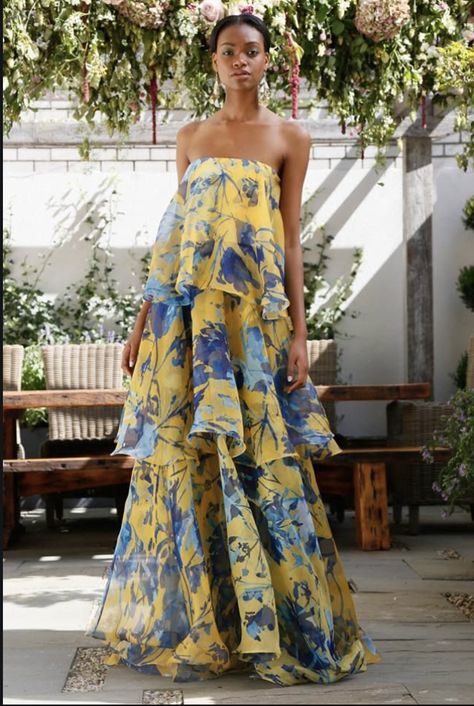 Party Outfit For Teen Girls, Sukienki Maksi, Trendy Party Outfits, Casual Party Outfit, Holiday Dress, Yellow And Blue, Looks Style, Trendy Dresses, Floral Maxi Dress