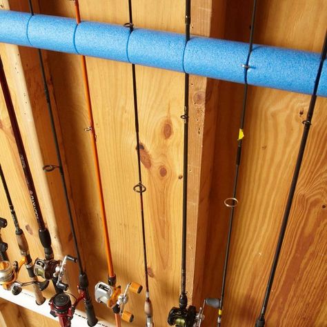 Fishing Pole Storage, Casa Garage, Foam Noodles, Garage Update, Fishing Rod Storage, Rod Rack, Garage Organize, Fishing Diy, Diy Garage Storage