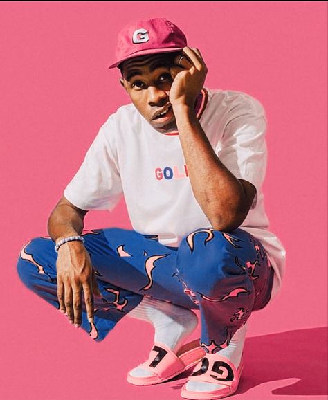 Golf Wang Photoshoot, Y2k Photoshoot Ideas Men, Streetwear Photoshoot Ideas Studio, Tyler The Creator Photoshoot, Y2k Photoshoot Men, Retro Outfits Men, Man Editorial, Mens Outfits Streetwear, Tyler The Creator Outfits