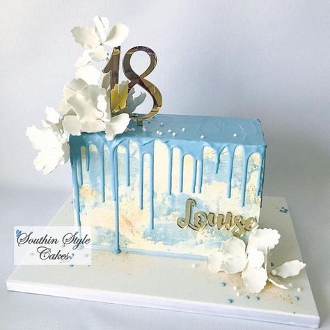 Modern rectangle cake - cake by Denise Rectangle Cake Birthday, Square Drip Cake, Rectangle Cake Ideas, Rectangle Birthday Cake Ideas, Rectangle Cake Decorating Ideas, Rectangular Birthday Cake, Square Cake Design Birthdays, Rectangle Birthday Cake, Square Cake Decorating Ideas