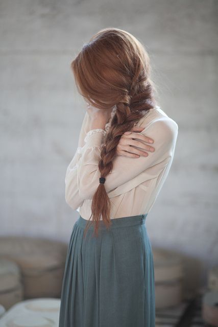 misswallflower: by monia merlo Young Women Outfits, Girly Pics, Girls Dps, Mode Inspo, Pretty Hairstyles, Hair Goals, Look Fashion, Cute Hairstyles, Her Hair