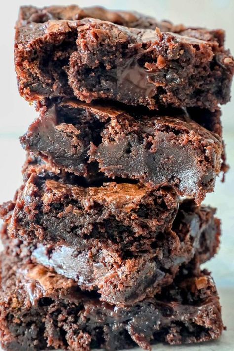 Double Fudge Brownies, Gooey Fudge Brownies, Best Fudge Brownies, Recipe Brownies, The Best Fudge, Sweet Slices, Best Fudge, Fudge Brownie Recipe, Easy Fudge