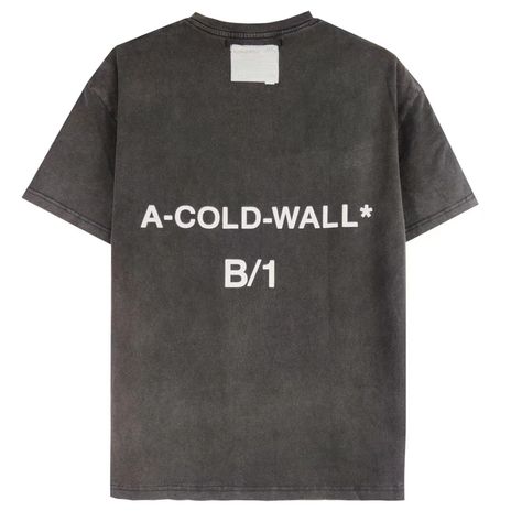 A-Cold-Wall B/1 Tee   A-Cold-Wall caught our attention and they are conquering the world. Did you know Samuel Ross, the founder started with made each clothing hand-dyed and he adds the logo taping himself? Talk about passion.      #streetweartrends #streetfashion #mensstreetwear #streetwear #streetstyle #fashion #hypebeast #style #acoldwall A Cold Wall T Shirt, Fashion Hypebeast, Samuel Ross, Hypebeast Style, A Cold Wall, Shirt Tag, Streetstyle Fashion, Mens Streetwear, Talk About