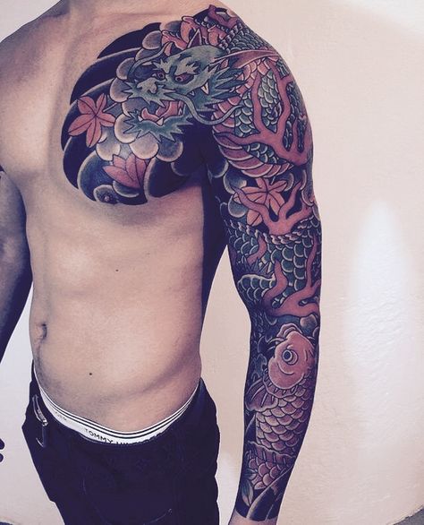 Traditional Japanese Tattoo Sleeve, Tato Tradisional, Japanese Tattoos For Men, Tattoo Japanese Style, Dragon Tattoos For Men, Dragon Sleeve, Polynesian Tattoos, Female Tattoos, Dragon Sleeve Tattoos