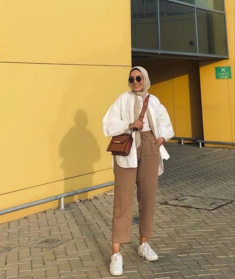 Outfits Muslim, Stylish Outfits Casual, Hijab Fashion Summer, Estilo Hijab, Modest Casual Outfits, Stile Hijab, Mode Hijabi, Mode Kimono, Mode Turban