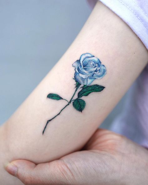 Top 81 Best Blue Rose Tattoo Ideas - [2020 Inspiration Guide] Blue Rose Tattoos For Women, Roos Tattoo, Blue Rose Tattoo Meaning, Rose Bud Tattoo, Rose Neck Tattoo, Blue Flower Tattoos, Rose Tattoo On Back, Rose Tattoo Meaning, Realistic Rose Tattoo