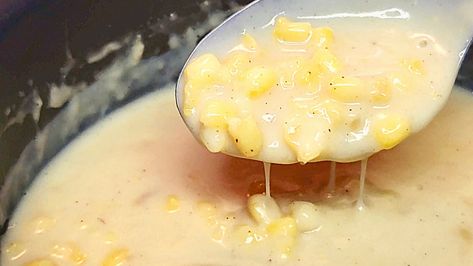 This old fashioned creamy hominy corn porridge recipe is just what my grandmother made me and my little sisters when we were growing up. It’s super delicious and perfect for breakfast. Hominy Porridge Recipe, Corn Porridge Recipe, Corn Meal Porridge, Corn Porridge, Jamaica Food, Porridge Recipes, Cooking Channel, My Grandmother, Chowder