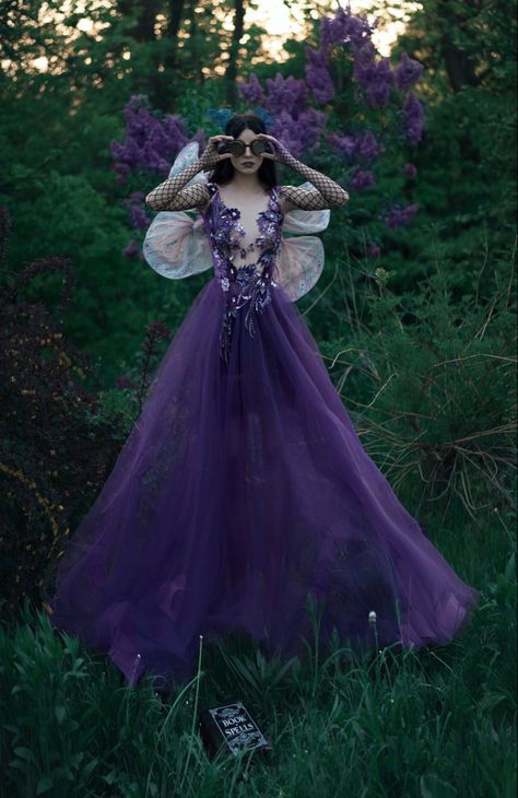 Purple Fantasy Dress, Purple Fairy Dress, Purple Dress Aesthetic, Fae Dress, Goth Prom, Elf Dress, Purple Fairy, Purple Gowns, Couture Gown