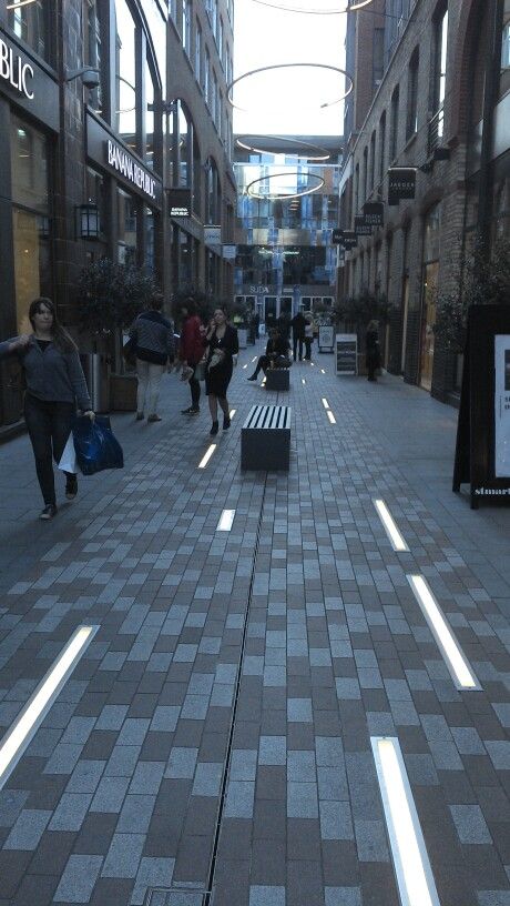 Sculptural lighting Paver Lighting, Street Lighting Design, Sculptural Lighting, Streetscape Design, Pavement Design, Plaza Design, Paving Pattern, Paving Design, Urban Design Concept