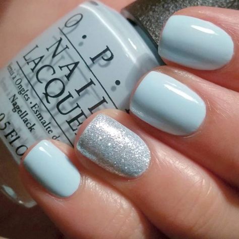 Milky Blue Dip Nails, Pale Blue Gel Nails Short, Gel Nails Ideas Spring Short Blue, Ice Blue Nail Polish, Two Color Gel Nails, Pale Blue Dip Nails, Light Blue Manicure Ideas, Pale Blue Nail Designs, Powder Blue Gel Nails