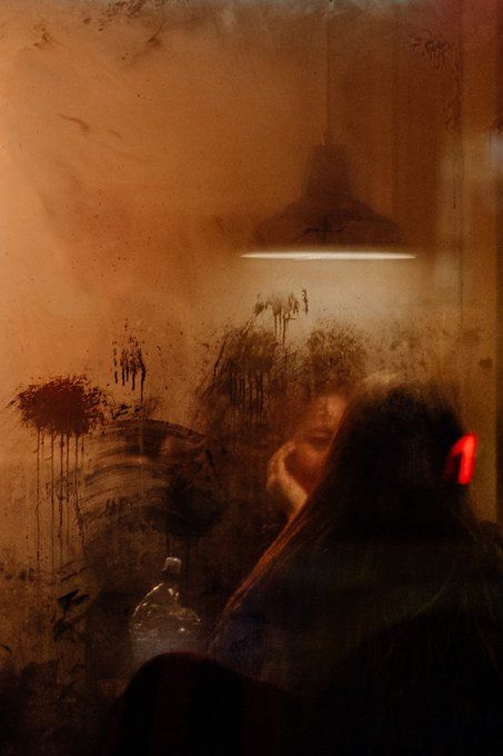 Amaretto Sour, Saul Leiter, Photographie Portrait Inspiration, London Photography, Spotify Covers, Cinematic Photography, Playlist Covers, Film Aesthetic, Photography Inspo