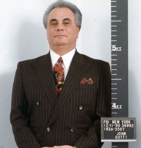 John Gotti mugshot.⠀  .⠀  .⠀  .⠀  .⠀  #johngotti #teflondon #dapperdon #mugshot #mafia #mafioso #truecrime #organizedcrime #wiseguys #gangsters #gangster #gangstermovies #mobster John Gotti, Real Gangster, Popular Wallpapers, Mafia Gangster, Ashley Judd, Wise Guys, Claire Danes, Al Capone, Anthony Hopkins