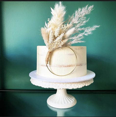 Pasta Wreath, Pampas Cake, Debut Birthday, Cake Bride, Free Spirit Wedding, Elegant Cake Design, Fondant Flower Tutorial, Boho Cake, Boho Wedding Cake