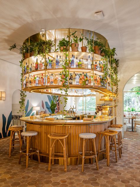 Outdoor Cocktail Bar, Saarinen Tulip Table, Bauhaus Architecture, Danish Dining Chairs, White Wash Brick, Outdoor Cocktail, Design Café, Terracotta Floor, Parisian Cafe