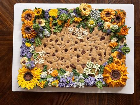 Square Cookie Cake Decorating Ideas, Square Cookie Cake, Cute Cookie Cake Designs, Cookie Cakes Decorated, Cookie Cake Decorating Ideas, Cookie Cake Designs, My Life Goals, Square Cookies, Cake Slices