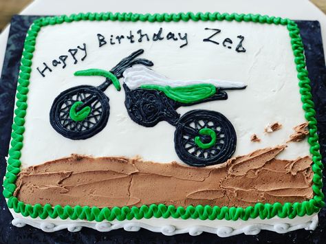 Dirt bike cake Pulsar Bike, Dirt Bike Cake, Bike Cake, Cakes Simple, Bike Cakes, Simple Cake Designs, Cream Cakes, Simple Cake, Jetski