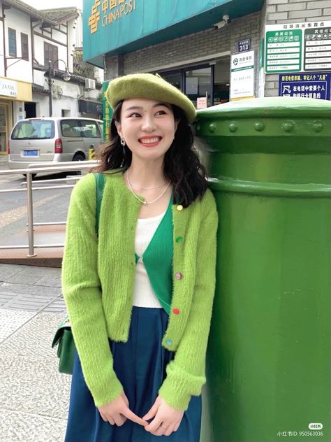 Pastel Outfit Winter, Dalat Outfits, Green Outfit Korean, Minimal Casual Outfit, Cute Outfits Pastel, Outfits Pastel, Japanese Korean Fashion, Pastel Outfit, Ootd Outfits