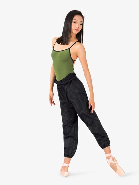 Dance Teacher Outfits, Ballet Outfit Practice, Dance Class Outfits, Ballet Class Outfit, Dancewear Outfits, Dance Clothes Practice, Dance Team Shirts, Ballet Attire, Dance Class Outfit