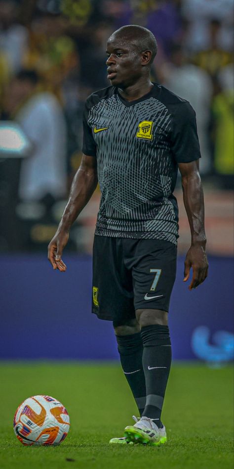 kanté al ittihad Ngolo Kante Wallpaper, Kante Wallpaper, Ngolo Kante, 4k Wallpaper Iphone, Football Player, Football Players, Soccer, Football, Collage