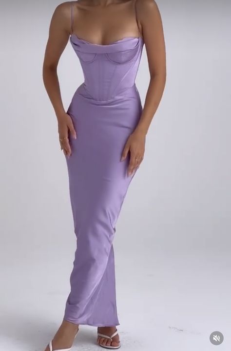 Lilac Formal Dresses, Lilac Graduation Dress, Lilac Dress Outfit Wedding, Lavender Dress Aesthetic, Purple Graduation Dress, Lavender Dress Formal, Purple Wedding Guest Dress, Violet Prom Dresses, Boujee Dresses