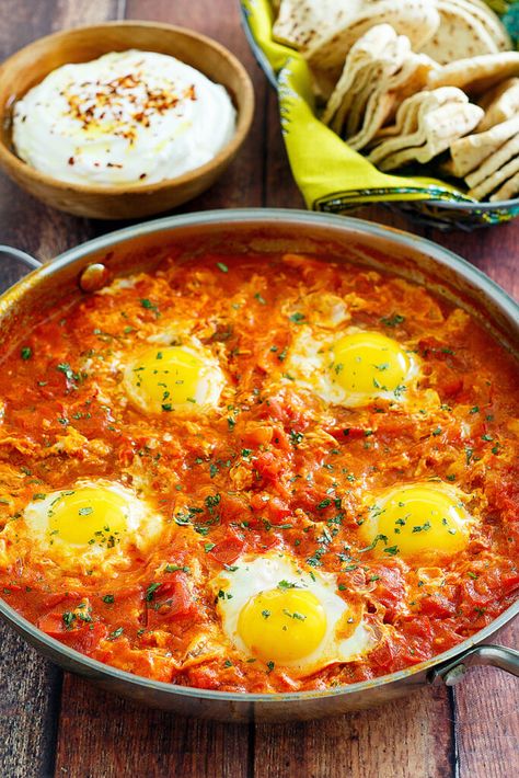 A Healthy (And Delicious!) Shakshuka Recipe To Kickstart 2021 Traditional Shakshuka Recipe, How To Make Shakshuka, Shakshuka Recipe, Shakshuka Recipes, Feta Recipes, Mediterranean Dishes, Tomato Recipes, Roasted Sweet Potatoes, Turkey Recipes