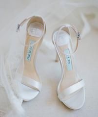 Your Shopping Cart - Kate Whitcomb Shoes Silver Bridesmaid Shoes, Comfortable Wedding Heels, Simple Wedding Shoes, Bride Heels, Converse Wedding Shoes, Wedding Shoes Sandals, Wedge Wedding Shoes, Fun Wedding Shoes, Wedding Shoes Low Heel