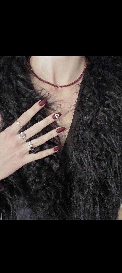 Rockstar Girlfriend Nails, Rockstar Gf Nails, Girlfriend Nails, Nailart Red, Red Nail Inspo, Charm Nails, Vampire Nails, Rockstar Girlfriend, Rockstar Gf