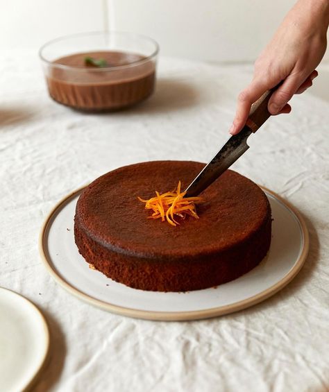 Orange & almond cake with chocolate moose🍊 @natoora #foodporn #food #foodphotography #foodblogger #foodstagram #bakersgonnabake #bakery #bakerlife #pastry #cake #cakedesign #cakes Cake Food Photography, Orange Almond Cake, Orange And Almond Cake, Bakers Gonna Bake, Almond Cake, Orange Cake, Almond Cakes, Food Inspo, Pastry Cake