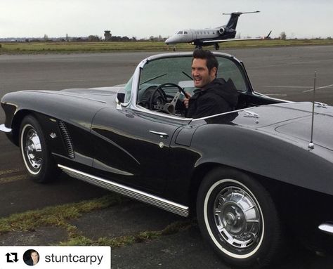 Lucifer behind the scenes - Tom Ellis stunt double Lucifer Car, Tom Ellis Lucifer, Stunt Doubles, Lucifer Morningstar, Tom Ellis, Morning Star, Behind The Scenes, Tv Series