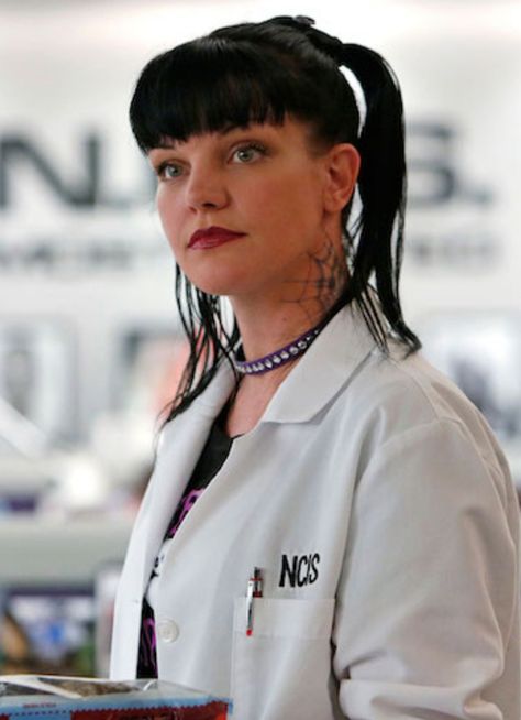 Ncis Abby Sciuto Tattoos, Abby Ncis Aesthetic, Abby Sciuto Outfits, Ncis Abby Sciuto, Abby Ncis, Pauley Perette, Ncis Characters, Ncis Abby, Abby Sciuto