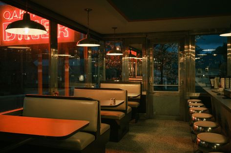 Interior of Oakhurst Diner at night, Millerton, New York Diner Night, Corporate Grunge Aesthetic, Diner Night Aesthetic, Old Diner, New York Diner, Old Diner Aesthetic, Diner Interior, Diner Photography, Moody New York