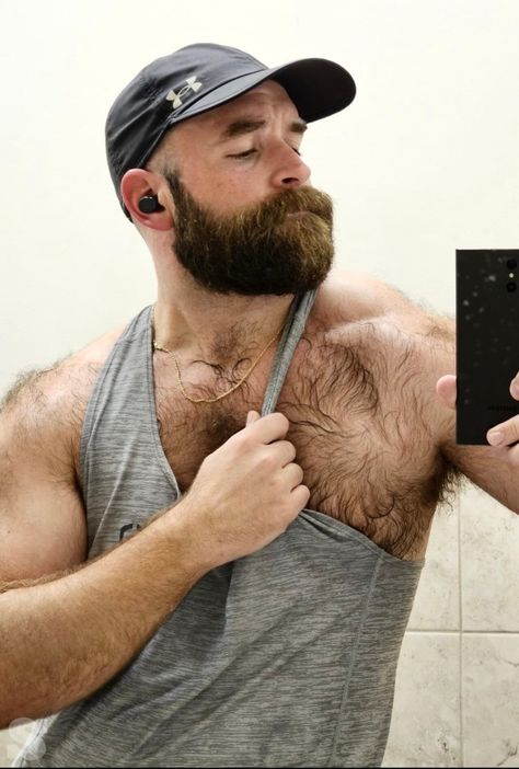 Fearsome Beard | A place for Beards to contemplate and grow their souls. Boys Beard Style, Beard Images, Bicep And Tricep Workout, Scruffy Beard, Mustache Men, Ginger Beard, Scruffy Men, Beard Hairstyle, Ginger Men