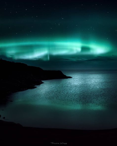 Thomas Winge on Instagram: “And there was light. . . Northern lights in southern Finland, November 2018. . . . . . . 📷 Sony A7s + Sony 28mm  4 secs, f2 iso 640 . . . .…” Countries Aesthetic, Islands Aesthetic, Aland Islands, Nature Reference, Dreamy Destinations, Rainbow Arch, Aurora Borealis Northern Lights, Sky Full Of Stars, Pretty Landscapes