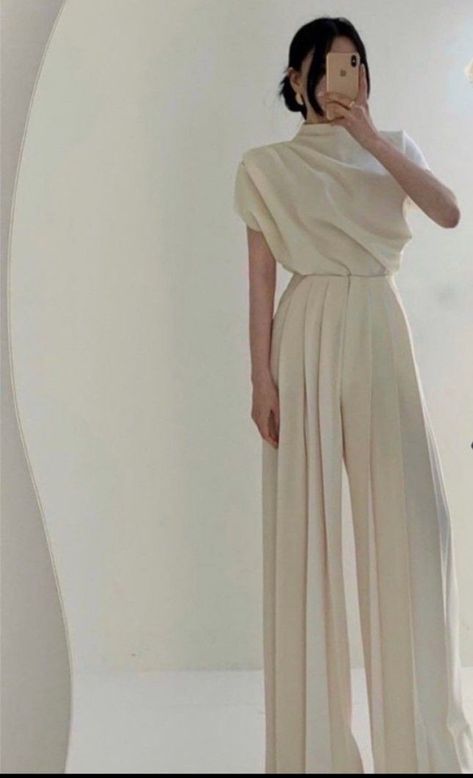 White Jumpsuit Formal, Streetwear Fashion Aesthetic, Moda Casual Chic, Wedding Outfits For Women, Girl Actors, Casual Party Outfit, Korean Casual Outfits, Jumpsuit Elegant, Fashion People