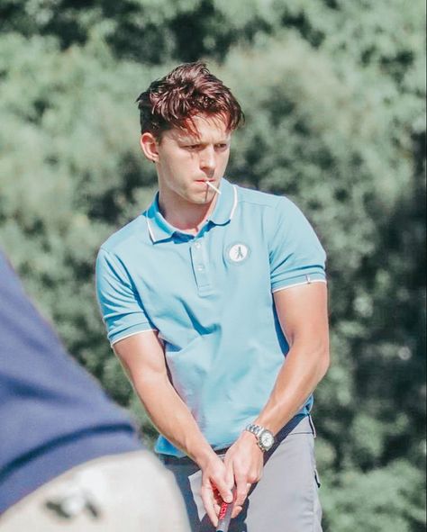 #tomholland #spiderman #peterparker #tomhollandspiderman #tomhollandedit #tomhollandgolf Tom Holland, Golf Club, Old Money, Holland, The Story, Tennis, Golf, Money, On Twitter