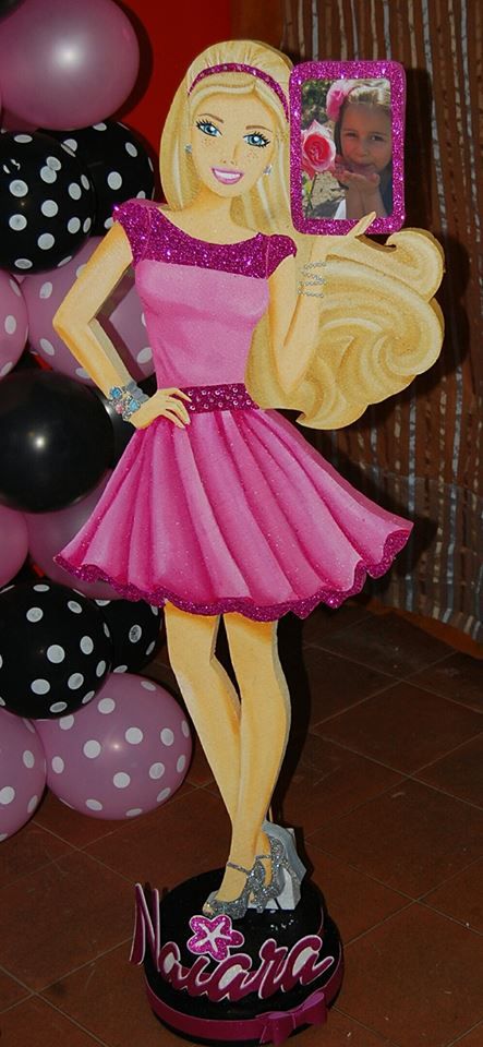 Barbie Stand Barbie Theme Party Barbie Cutouts, Barbie Stand, Barbie Characters, Barbie Theme Party, Barbie Theme, Cardboard Cutout, Barbie Party, 4th Birthday, Theme Party