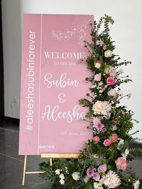 Wedding Welcome Signage, Welcome Signage, Welcome Board, Kochi Kerala, Welcome Boards, Board Wedding, Picture Letters, Event Activities, Wedding Event Planner