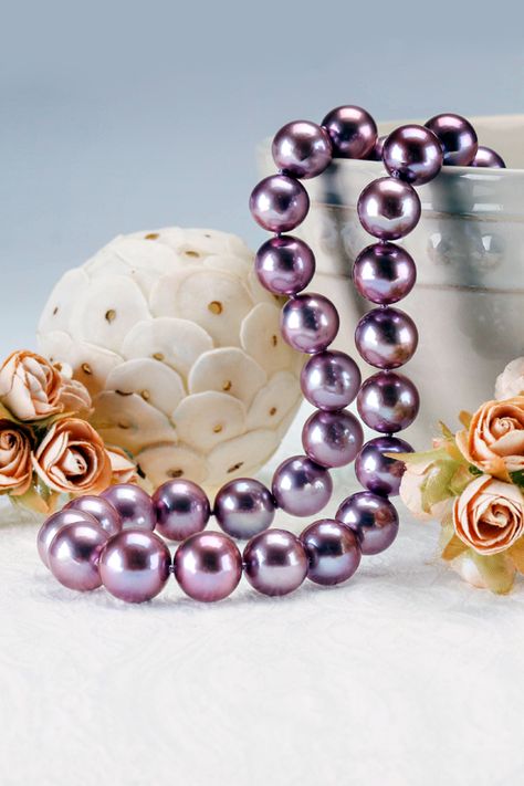 Real Pearl Necklace, June Birthday, Purple Jewelry, Cultured Pearl Necklace, Purple Pearl, All Things Purple, Amethyst Jewelry, Lilac Color, Freshwater Cultured Pearls