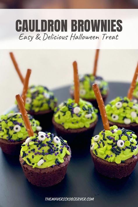 Brownie Witches Cauldron, Cauldron Brownie Bites, Halloween Brownie Bites, Cauldron Brownies, Amish Fry Pies Recipe, 2 Bite Brownies, Witch Desserts, Fry Pies, Oreo Rice Krispie Treats