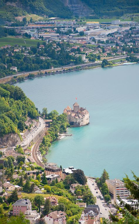 The beautiful Chateau de Chillon as seen from Glion. The Montreux Riviera is a beautiful area to view Lake Geneva from, delving into local wines & culture and alpine scenery. Switzerland Lake Geneva, Lake Geneva Switzerland, Switzerland Trip, 3 Days Trip, Romanticising Life, 2024 Goals, Public Transit, Living In Europe, Geneva Switzerland