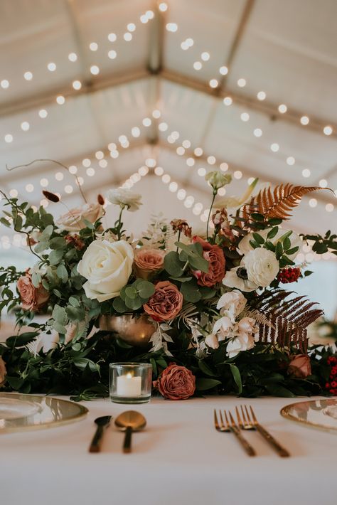 Mary Beth + Willard: Modern Boho Meets Classic White at Cheekwood - Showit Blog Dried Bougainvillea, Copper Wedding Flowers, Classy Autumn, Orange Weddings, Orchids White, Grass Centerpiece, Rust Wedding, Olive Green Weddings, Rusting Wedding